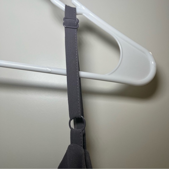 Torrid Grey Embroidered Tiered Boho Tank Top Women’s Plus Size 1 Flowy Casual - Picture 4 of 7